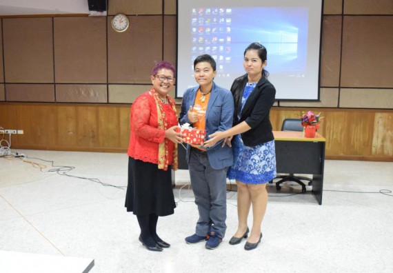 ภาพกิจกรรม คณะวิทยาศาสตร์และเทคโนโลยี เข้าร่วมนำเสนอผลการจัดการความรู้ ประจำปีการศึกษา 2560