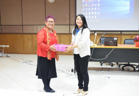 ภาพกิจกรรม คณะวิทยาศาสตร์และเทคโนโลยี เข้าร่วมนำเสนอผลการจัดการความรู้ ประจำปีการศึกษา 2560