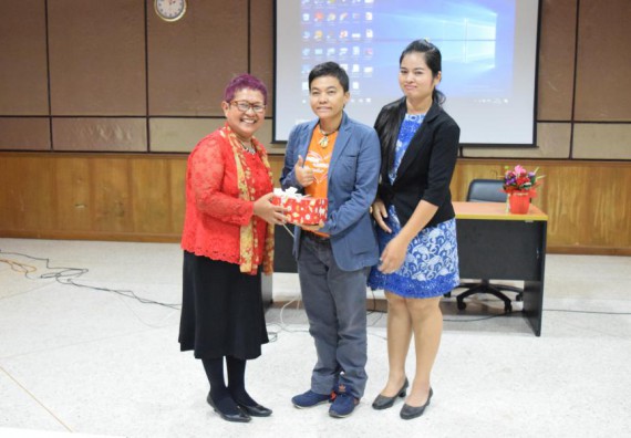 ภาพกิจกรรม คณะวิทยาศาสตร์และเทคโนโลยี เข้าร่วมนำเสนอผลการจัดการความรู้ ประจำปีการศึกษา 2560