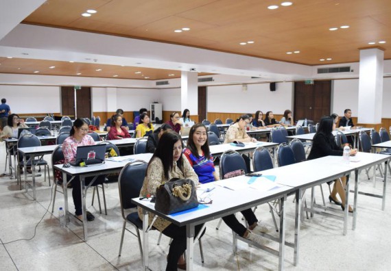 ภาพกิจกรรม คณะวิทยาศาสตร์และเทคโนโลยี เข้าร่วมอบรมเพื่อพัฒนาศักยภาพนักวิจัย เรื่อง จริยธรรมการวิจัยในมนุษย์