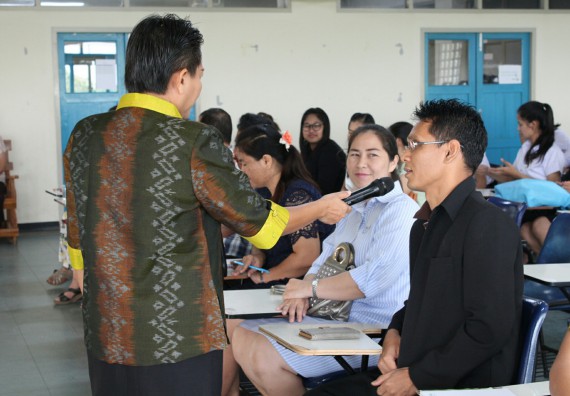 ภาพกิจกรรม โปรแกรมวิชาคณิตศาสตร์ จัดการอบรมเชิงปฏิบัติการ เรื่อง การจัดทำโครงงานและการใช้โปรแกรมสำเร็จรูปทางคณิตศาสตร์