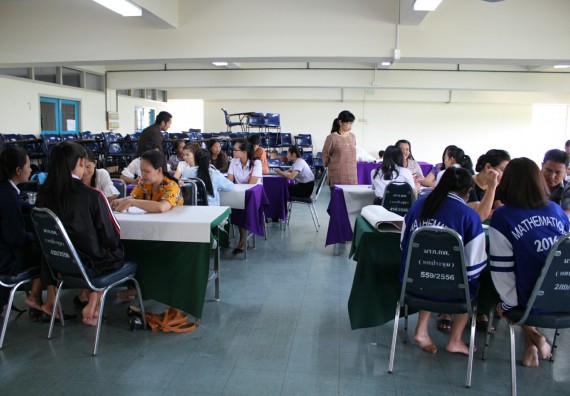 ภาพกิจกรรม โปรแกรมวิชาคณิตศาสตร์ จัดการอบรมเชิงปฏิบัติการ เรื่อง การจัดทำโครงงานและการใช้โปรแกรมสำเร็จรูปทางคณิตศาสตร์