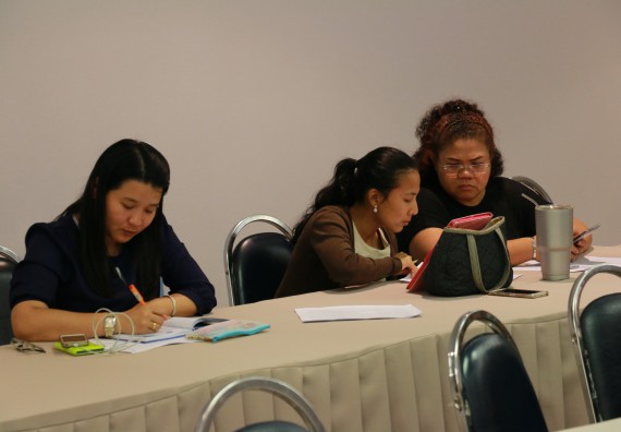 ภาพกิจกรรม คณะวิทยาศาสตร์และเทคโนโลยี จัดการอบรมเชิงปฏิบัติการ เรื่อง การเขียนรายงานการประกันคุณภาพการศึกษาภายใน ระดับคณะ ประจำปีการศึกษา 2560