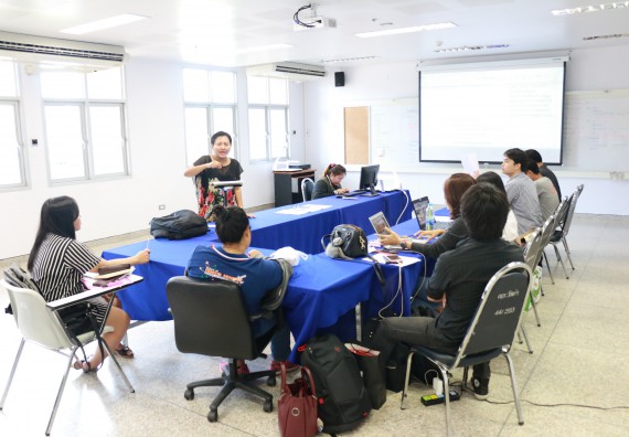 ภาพกิจกรรม คณะวิทยาศาสตร์และเทคโนโลยี จัดการประชุม เรื่อง การจัดอบรมโครงงานวิทยาศาสตร์และการใช้ทรัพยากรท้องถิ่น