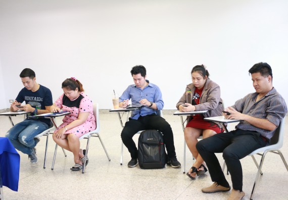 ภาพกิจกรรม คณะวิทยาศาสตร์และเทคโนโลยี จัดการประชุม เรื่อง การจัดอบรมโครงงานวิทยาศาสตร์และการใช้ทรัพยากรท้องถิ่น