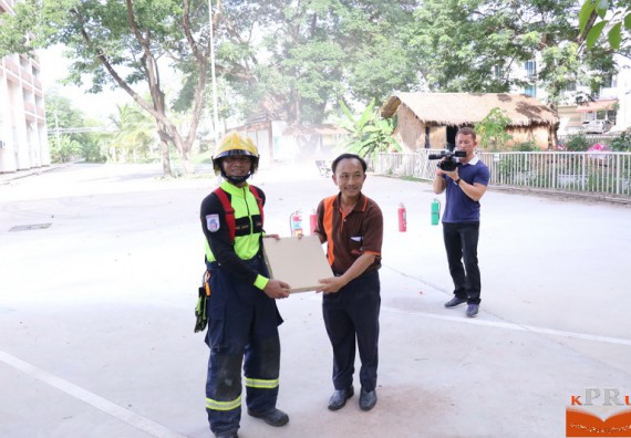 ภาพกิจกรรม คณะวิทยาศาสตร์และเทคโนโลยี เข้าร่วมโครงการป้องกันอัคคีภัยและบรรเทาสาธารณภัย