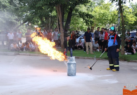 ภาพกิจกรรม คณะวิทยาศาสตร์และเทคโนโลยี เข้าร่วมโครงการป้องกันอัคคีภัยและบรรเทาสาธารณภัย