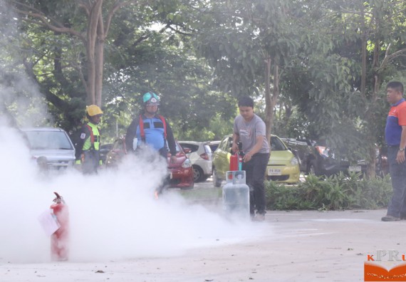 ภาพกิจกรรม คณะวิทยาศาสตร์และเทคโนโลยี เข้าร่วมโครงการป้องกันอัคคีภัยและบรรเทาสาธารณภัย