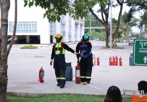 ภาพกิจกรรม คณะวิทยาศาสตร์และเทคโนโลยี เข้าร่วมโครงการป้องกันอัคคีภัยและบรรเทาสาธารณภัย