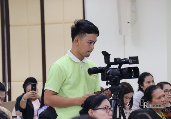 ภาพกิจกรรม คณะวิทยาศาสตร์และเทคโนโลยี เข้าร่วมโครงการ KPRU ร่วมใจ ลดใช้พลังงาน จัดการมลพิษเป็นมิตรกับสิ่งแวดล้อม เนื่องในวันสิ่งแวดล้อมโลก ประจำปี 2561 สำนักงานสีเขียว (Green Office)