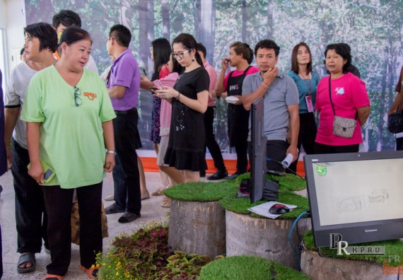 ภาพกิจกรรม คณะวิทยาศาสตร์และเทคโนโลยี เข้าร่วมโครงการ KPRU ร่วมใจ ลดใช้พลังงาน จัดการมลพิษเป็นมิตรกับสิ่งแวดล้อม เนื่องในวันสิ่งแวดล้อมโลก ประจำปี 2561 สำนักงานสีเขียว (Green Office)