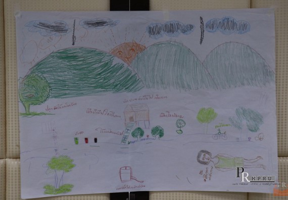 ภาพกิจกรรม คณะวิทยาศาสตร์และเทคโนโลยี เข้าร่วมโครงการ KPRU ร่วมใจ ลดใช้พลังงาน จัดการมลพิษเป็นมิตรกับสิ่งแวดล้อม เนื่องในวันสิ่งแวดล้อมโลก ประจำปี 2561 สำนักงานสีเขียว (Green Office)