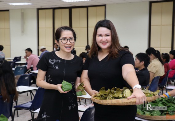 ภาพกิจกรรม คณะวิทยาศาสตร์และเทคโนโลยี เข้าร่วมโครงการ KPRU ร่วมใจ ลดใช้พลังงาน จัดการมลพิษเป็นมิตรกับสิ่งแวดล้อม เนื่องในวันสิ่งแวดล้อมโลก ประจำปี 2561 สำนักงานสีเขียว (Green Office)