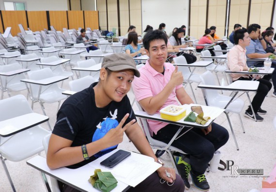 ภาพกิจกรรม คณะวิทยาศาสตร์และเทคโนโลยี เข้าร่วมโครงการ KPRU ร่วมใจ ลดใช้พลังงาน จัดการมลพิษเป็นมิตรกับสิ่งแวดล้อม เนื่องในวันสิ่งแวดล้อมโลก ประจำปี 2561 สำนักงานสีเขียว (Green Office)