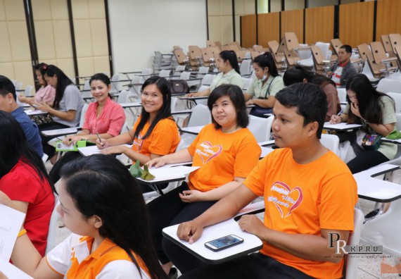 ภาพกิจกรรม คณะวิทยาศาสตร์และเทคโนโลยี เข้าร่วมโครงการ KPRU ร่วมใจ ลดใช้พลังงาน จัดการมลพิษเป็นมิตรกับสิ่งแวดล้อม เนื่องในวันสิ่งแวดล้อมโลก ประจำปี 2561 สำนักงานสีเขียว (Green Office)