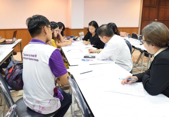 ภาพกิจกรรม คณะวิทยาศาสตร์และเทคโนโลยี เข้าร่วมอบรม เรื่อง การเขียนโครงร่างการวิจัยเพื่อขอรับทุน