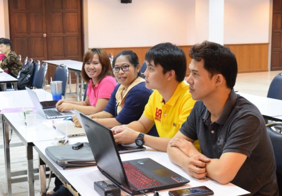 ภาพกิจกรรม คณะวิทยาศาสตร์และเทคโนโลยี เข้าร่วมอบรม เรื่อง การเขียนโครงร่างการวิจัยเพื่อขอรับทุน