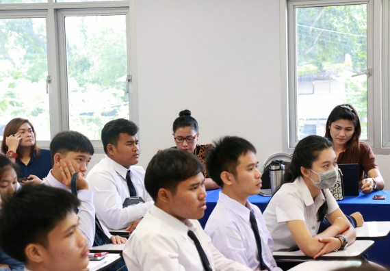 ภาพกิจกรรม โปรแกรมวิชาเคมี จัดกิจกรรมการอบรมเตรีบมพร้อมการทำวิจัยทางเคมี