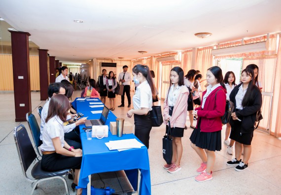 ภาพกิจกรรม สโมสรนักศึกษาคณะวิทยาศาสตร์และเทคโนโลยี จัดโครงการบริการนักศึกษาและศิษย์เก่า “กิจกรรมเตรียมความพร้อมเพื่อการทำงาน”