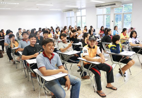 ภาพกิจกรรม  คณะวิทยาศาสตร์และเทคโนโลยี จัดโครงการพัฒนาทักษะภาษาอังกฤษสำหรับนักศึกษาคณะวิทยาศาสตร์และเทคโนโลยี