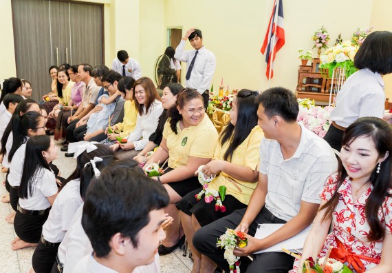 ภาพกิจกรรม สโมสรนักศึกษาคณะวิทยาศาสตร์และเทคโนโลยี จัดกิจกรรมไหว้ครู คณะวิทยาศาสตร์และเทคโนโลยี ประจำปี 2561