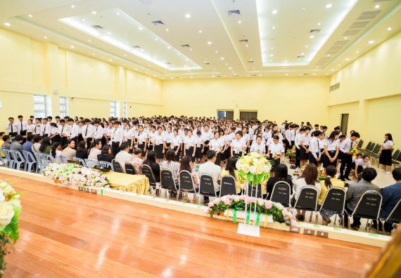 ภาพกิจกรรม สโมสรนักศึกษาคณะวิทยาศาสตร์และเทคโนโลยี จัดกิจกรรมไหว้ครู คณะวิทยาศาสตร์และเทคโนโลยี ประจำปี 2561