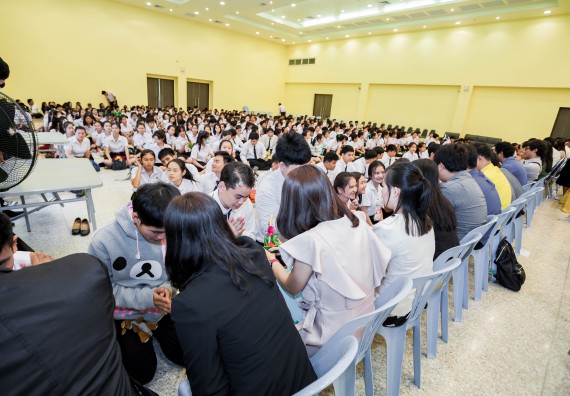 ภาพกิจกรรม สโมสรนักศึกษาคณะวิทยาศาสตร์และเทคโนโลยี จัดกิจกรรมไหว้ครู คณะวิทยาศาสตร์และเทคโนโลยี ประจำปี 2561