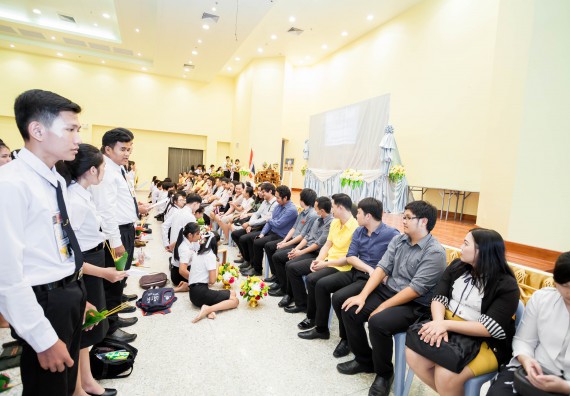 ภาพกิจกรรม สโมสรนักศึกษาคณะวิทยาศาสตร์และเทคโนโลยี จัดกิจกรรมไหว้ครู คณะวิทยาศาสตร์และเทคโนโลยี ประจำปี 2561
