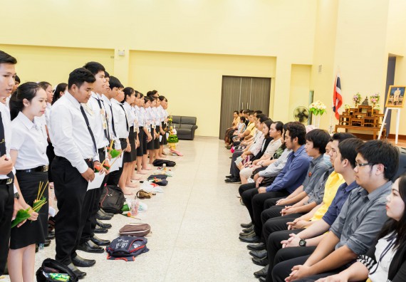 ภาพกิจกรรม สโมสรนักศึกษาคณะวิทยาศาสตร์และเทคโนโลยี จัดกิจกรรมไหว้ครู คณะวิทยาศาสตร์และเทคโนโลยี ประจำปี 2561