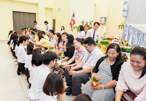 ภาพกิจกรรม สโมสรนักศึกษาคณะวิทยาศาสตร์และเทคโนโลยี จัดกิจกรรมไหว้ครู คณะวิทยาศาสตร์และเทคโนโลยี ประจำปี 2561
