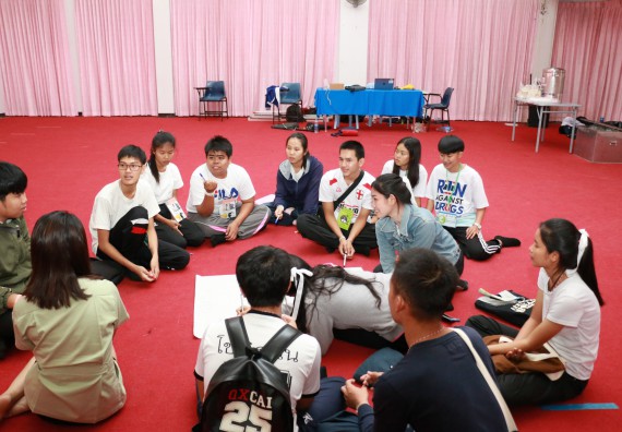 ภาพกิจกรรม สโมสรนักศึกษาคณะวิทยาศาสตร์และเทคโนโลยี จัดอบรมเชิงปฏิบัติการ เรื่อง เสริมสร้างความรู้ความเข้าใจการจัดการขยะจากต้นทาง คณะวิทยาศาสตร์และเทคโนโลยี