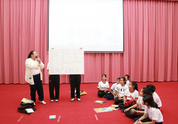 ภาพกิจกรรม สโมสรนักศึกษาคณะวิทยาศาสตร์และเทคโนโลยี จัดอบรมเชิงปฏิบัติการ เรื่อง เสริมสร้างความรู้ความเข้าใจการจัดการขยะจากต้นทาง คณะวิทยาศาสตร์และเทคโนโลยี