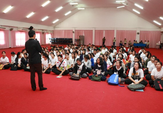 ภาพกิจกรรม สโมสรนักศึกษาคณะวิทยาศาสตร์และเทคโนโลยี จัดอบรมเชิงปฏิบัติการ เรื่อง เสริมสร้างความรู้ความเข้าใจการจัดการขยะจากต้นทาง คณะวิทยาศาสตร์และเทคโนโลยี