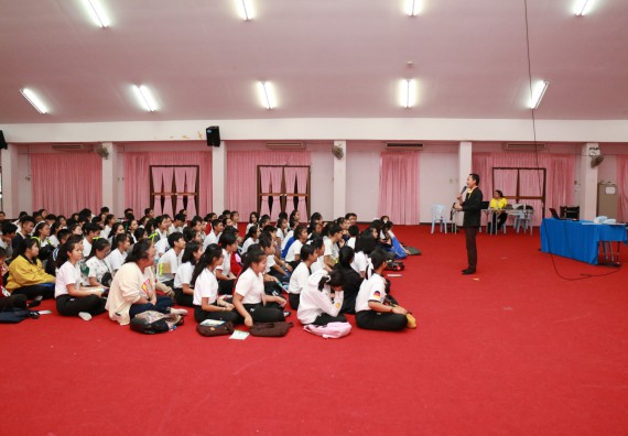 ภาพกิจกรรม สโมสรนักศึกษาคณะวิทยาศาสตร์และเทคโนโลยี จัดอบรมเชิงปฏิบัติการ เรื่อง เสริมสร้างความรู้ความเข้าใจการจัดการขยะจากต้นทาง คณะวิทยาศาสตร์และเทคโนโลยี