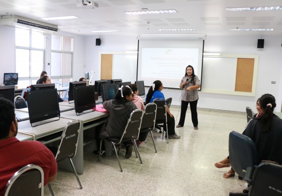 ภาพกิจกรรม คณะวิทยาศาสตร์และเทคโนโลยี จัดกิจกรรมอบรมพัฒนาสมรรถนะการทำวิจัยเฉพาะด้าน โปรแกรมสําเร็จรูป SPSS ขั้นสูง