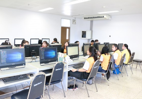 ภาพกิจกรรม คณะวิทยาศาสตร์และเทคโนโลยี จัดกิจกรรมส่งเสริมทักษะการวิเคราะห์เชิงตัวเลข การสื่อสารและการใช้เทคโนโลยีสารสนเทศ โปรแกรมสําเร็จรูป SPSS เบื้องต้น