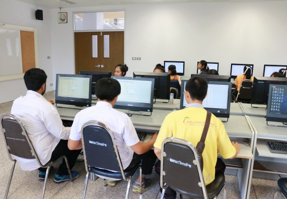 ภาพกิจกรรม คณะวิทยาศาสตร์และเทคโนโลยี จัดกิจกรรมส่งเสริมทักษะการวิเคราะห์เชิงตัวเลข การสื่อสารและการใช้เทคโนโลยีสารสนเทศ โปรแกรมสําเร็จรูป SPSS เบื้องต้น