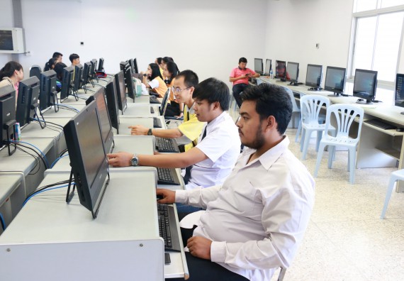 ภาพกิจกรรม คณะวิทยาศาสตร์และเทคโนโลยี จัดกิจกรรมส่งเสริมทักษะการวิเคราะห์เชิงตัวเลข การสื่อสารและการใช้เทคโนโลยีสารสนเทศ โปรแกรมสําเร็จรูป SPSS เบื้องต้น