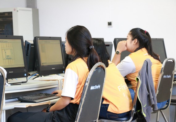 ภาพกิจกรรม คณะวิทยาศาสตร์และเทคโนโลยี จัดกิจกรรมส่งเสริมทักษะการวิเคราะห์เชิงตัวเลข การสื่อสารและการใช้เทคโนโลยีสารสนเทศ โปรแกรมสําเร็จรูป SPSS เบื้องต้น