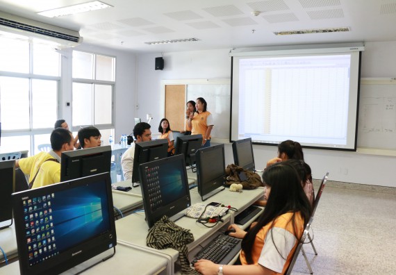 ภาพกิจกรรม คณะวิทยาศาสตร์และเทคโนโลยี จัดกิจกรรมส่งเสริมทักษะการวิเคราะห์เชิงตัวเลข การสื่อสารและการใช้เทคโนโลยีสารสนเทศ โปรแกรมสําเร็จรูป SPSS เบื้องต้น