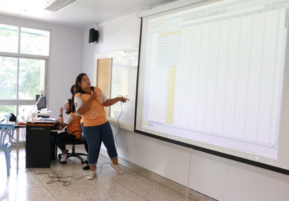 ภาพกิจกรรม คณะวิทยาศาสตร์และเทคโนโลยี จัดกิจกรรมส่งเสริมทักษะการวิเคราะห์เชิงตัวเลข การสื่อสารและการใช้เทคโนโลยีสารสนเทศ โปรแกรมสําเร็จรูป SPSS เบื้องต้น