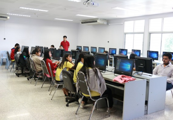 ภาพกิจกรรม คณะวิทยาศาสตร์และเทคโนโลยี จัดกิจกรรมส่งเสริมทักษะการวิเคราะห์เชิงตัวเลข การสื่อสารและการใช้เทคโนโลยีสารสนเทศ โปรแกรมสําเร็จรูป SPSS เบื้องต้น