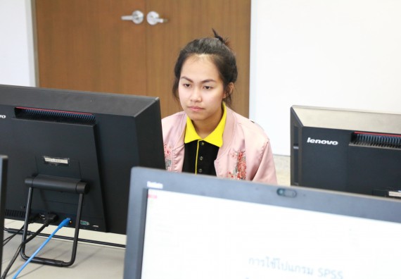 ภาพกิจกรรม คณะวิทยาศาสตร์และเทคโนโลยี จัดกิจกรรมส่งเสริมทักษะการวิเคราะห์เชิงตัวเลข การสื่อสารและการใช้เทคโนโลยีสารสนเทศ โปรแกรมสําเร็จรูป SPSS เบื้องต้น
