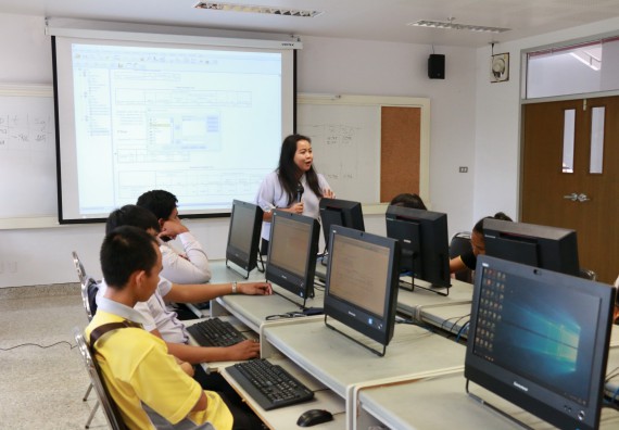 ภาพกิจกรรม คณะวิทยาศาสตร์และเทคโนโลยี จัดกิจกรรมส่งเสริมทักษะการวิเคราะห์เชิงตัวเลข การสื่อสารและการใช้เทคโนโลยีสารสนเทศ โปรแกรมสําเร็จรูป SPSS เบื้องต้น