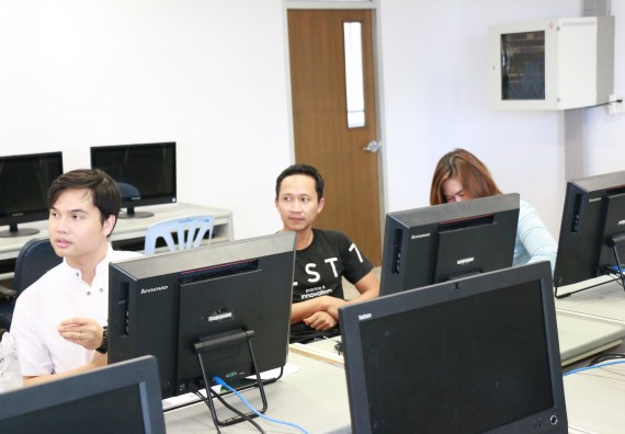 ภาพกิจกรรม คณะวิทยาศาสตร์และเทคโนโลยี จัดกิจกรรมการพัฒนาการจัดการเรียนการสอนเป็นภาษาอังกฤษโดยใช้ APPLICATION