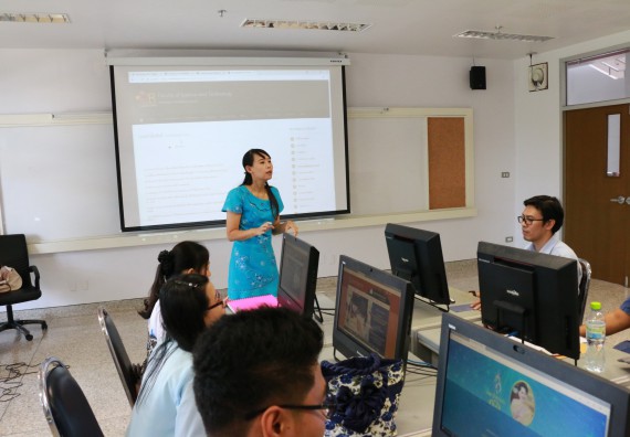 ภาพกิจกรรม คณะวิทยาศาสตร์และเทคโนโลยี จัดกิจกรรมการพัฒนาการจัดการเรียนการสอนเป็นภาษาอังกฤษโดยใช้ APPLICATION