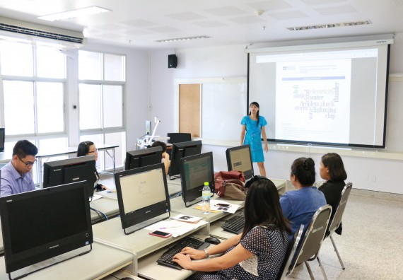 ภาพกิจกรรม คณะวิทยาศาสตร์และเทคโนโลยี จัดกิจกรรมการพัฒนาการจัดการเรียนการสอนเป็นภาษาอังกฤษโดยใช้ APPLICATION