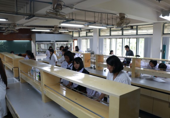 ภาพกิจกรรม การแข่งขันทักษะทางวิทยาศาสตร์และเทคโนโลยี มัธยมศึกษาปีที่ 1-3 ประจำปี 2561