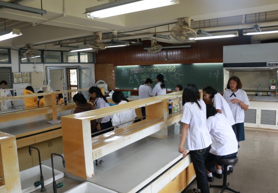 ภาพกิจกรรม การแข่งขันทักษะทางวิทยาศาสตร์และเทคโนโลยี มัธยมศึกษาปีที่ 1-3 ประจำปี 2561