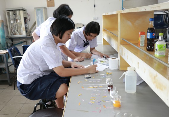 ภาพกิจกรรม การแข่งขันทักษะทางวิทยาศาสตร์และเทคโนโลยี มัธยมศึกษาปีที่ 1-3 ประจำปี 2561